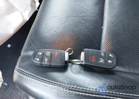 2017 Jeep Grand Cherokee Limited 4X4 из США, поврежденный, VIN 1C4RJFBT9HC759416